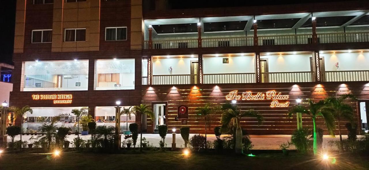 The Bodhi Palace Resort エクステリア 写真