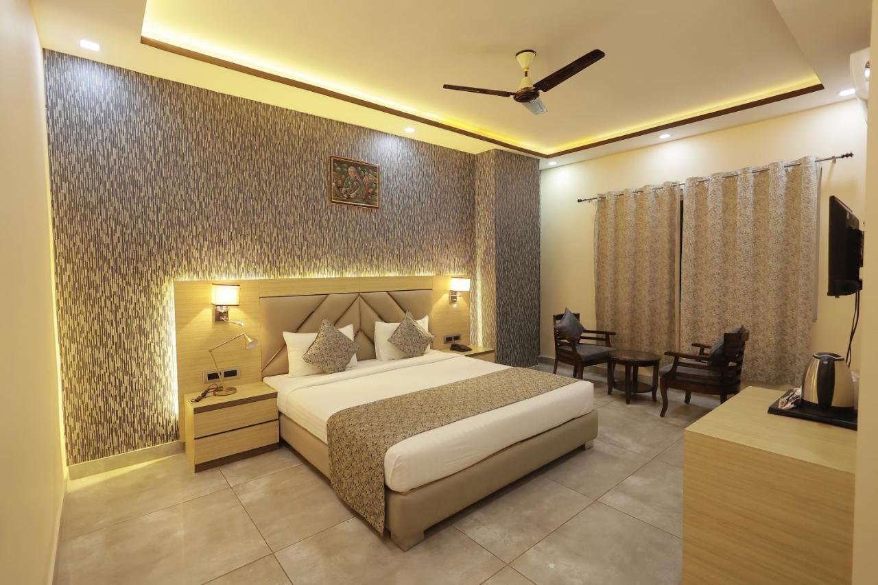 The Bodhi Palace Resort エクステリア 写真